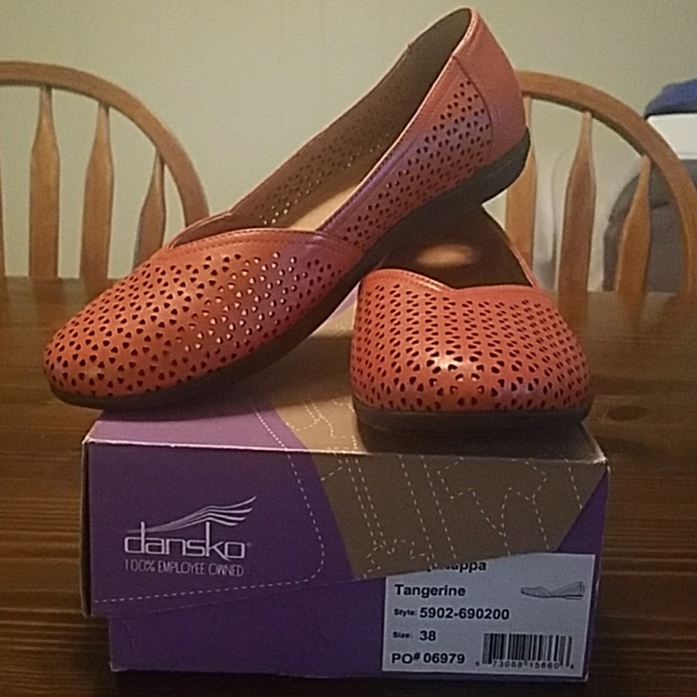 Dansko Neely tangerine orange flats